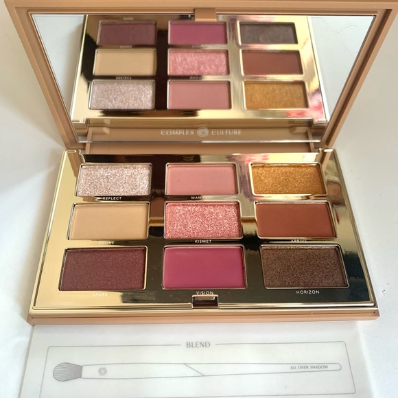 Complex Culture Future’s So Bright Eyeshadow Palette NWT - Picture 4 of 10